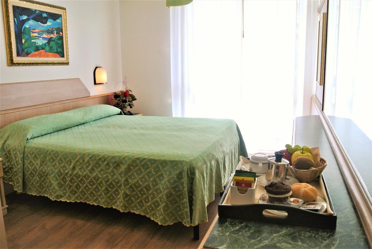 Hotel Niagara Lignano Sabbiadoro Cameră foto